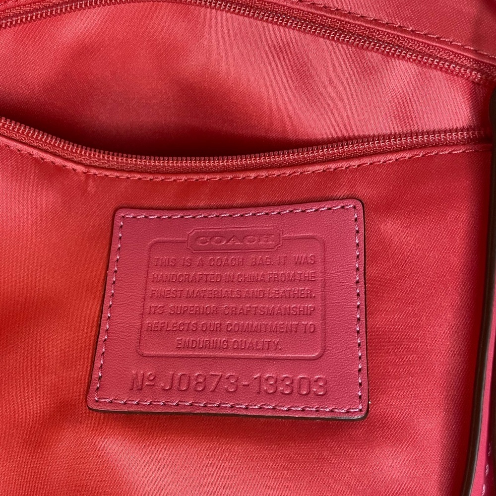 EUC Coach Carly Y2K 2008 Beige and Coral Shoulder Bag - Picture 4 of 16